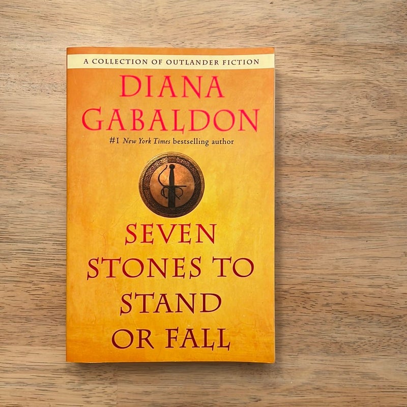 Seven Stones to Stand or Fall by Diana Gabaldon, Paperback Pangobooks