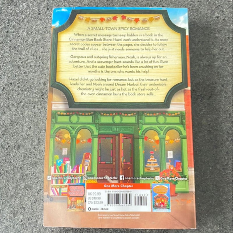 The Cinnamon Bun Book Store (Dream Harbor, Book 2)