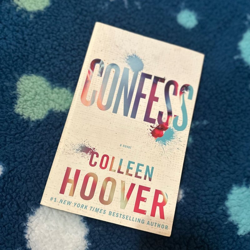Lot of Colleen Hoover 