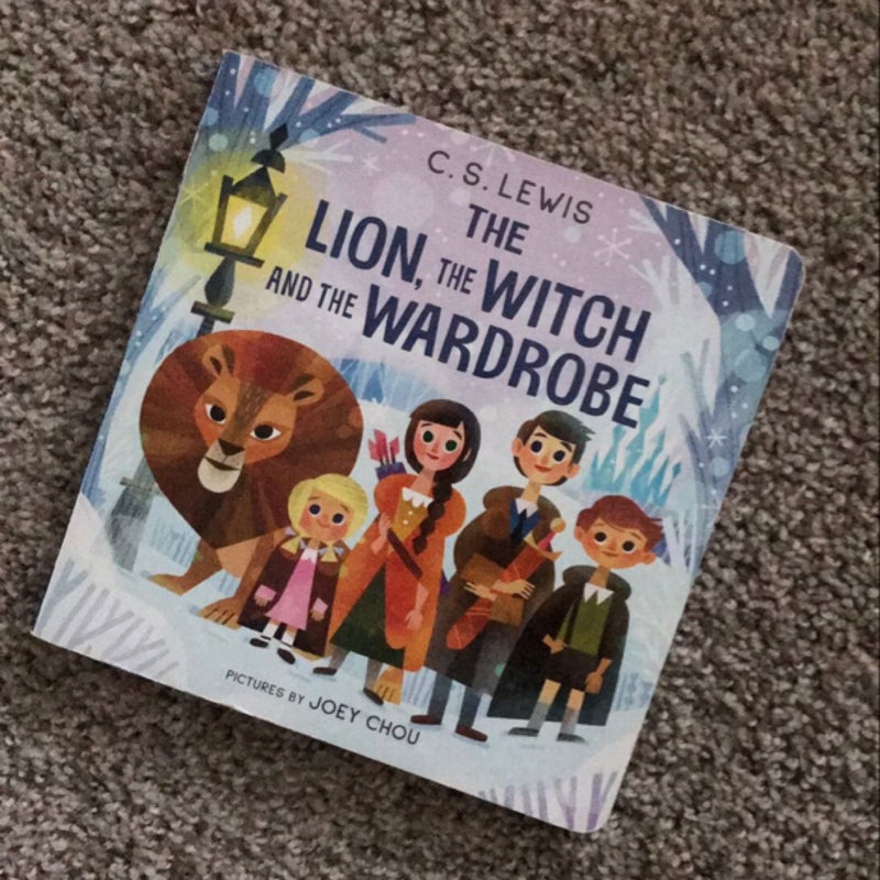 The Lion, the Witch and the Wardrobe Board Book