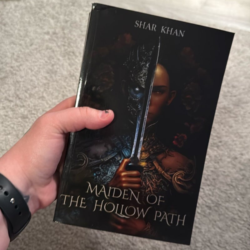 Maiden of the Hollow Path *OOP cover*