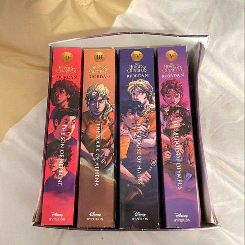 The Heroes of Olympus Paperback Boxed Set (10th Anniversary Edition)