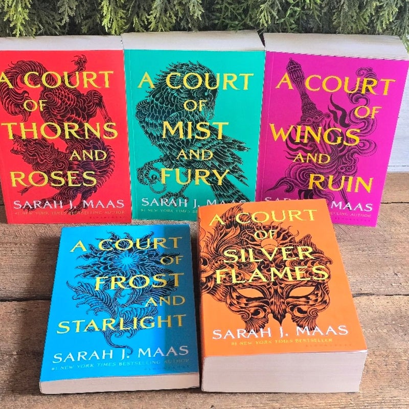 A Court of Thorns & Roses Set Mist & Fury Wings & Ruin