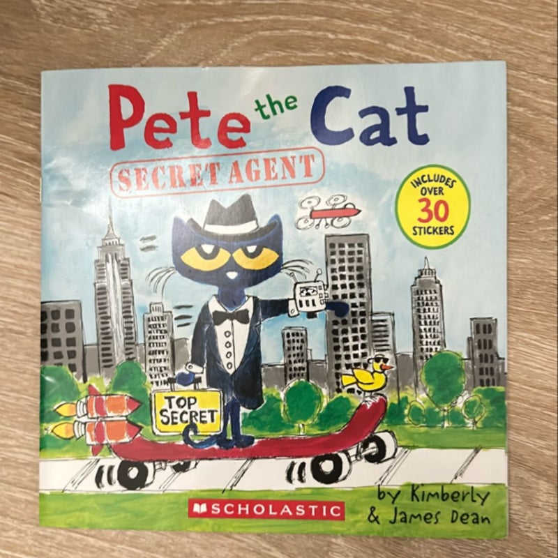 Pete the Cat Secret Agent 