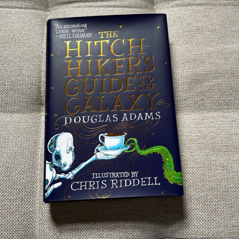 The Hitchhiker's Guide to the Galaxy: the Illustrated Edition