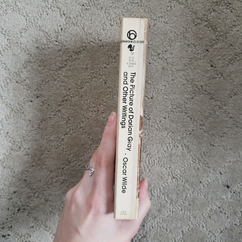 The Picture of Dorian Gray and Other Writings (6th Bantam Classic Printing, 1988)