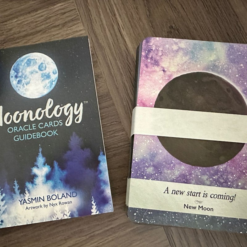 Moonology Oracle Cards: A 44-Card Moon Astrology Oracle Deck and Guidebook:  Boland, Yasmin, Rowan, Nyx: 9781781809969: : Books