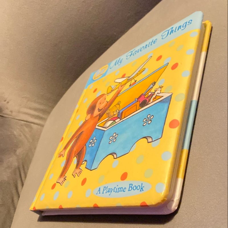Curious Baby: My Favorite Things Padded Board Book