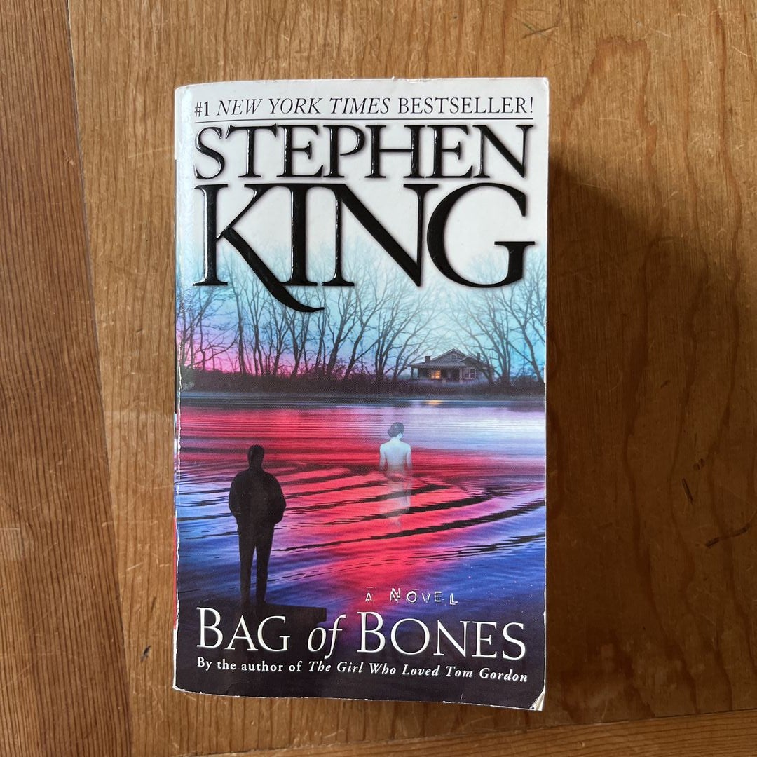  Bag of Bones: 9780671024239: King, Stephen: Books