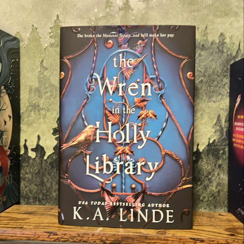 The Wren in the Holly Library (Deluxe Limited Edition)