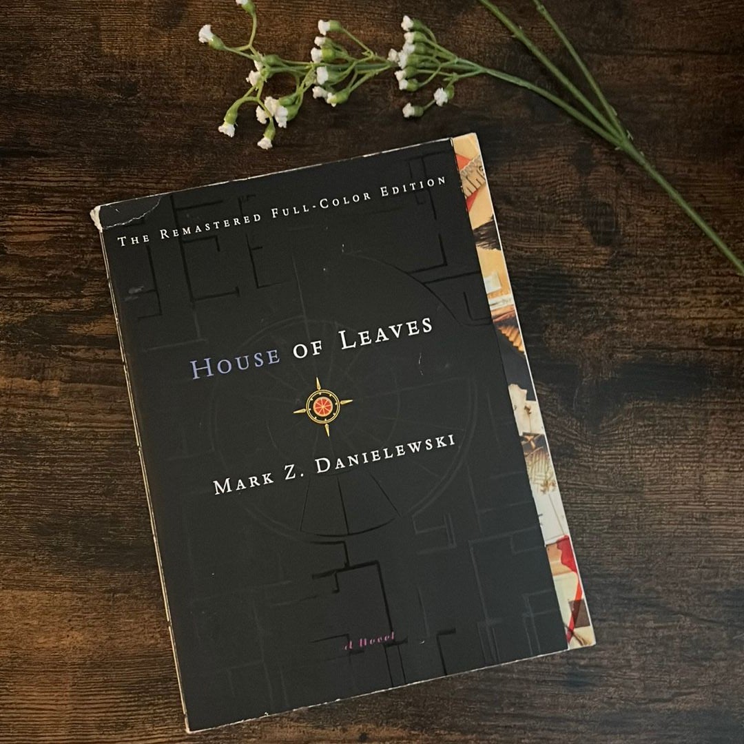 House of Leaves by Mark Z. Danielewski