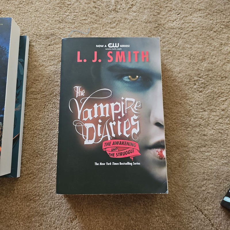 The Vampire Diaries: the Awakening and the Struggle by L. J. Smith,  Paperback | Pangobooks