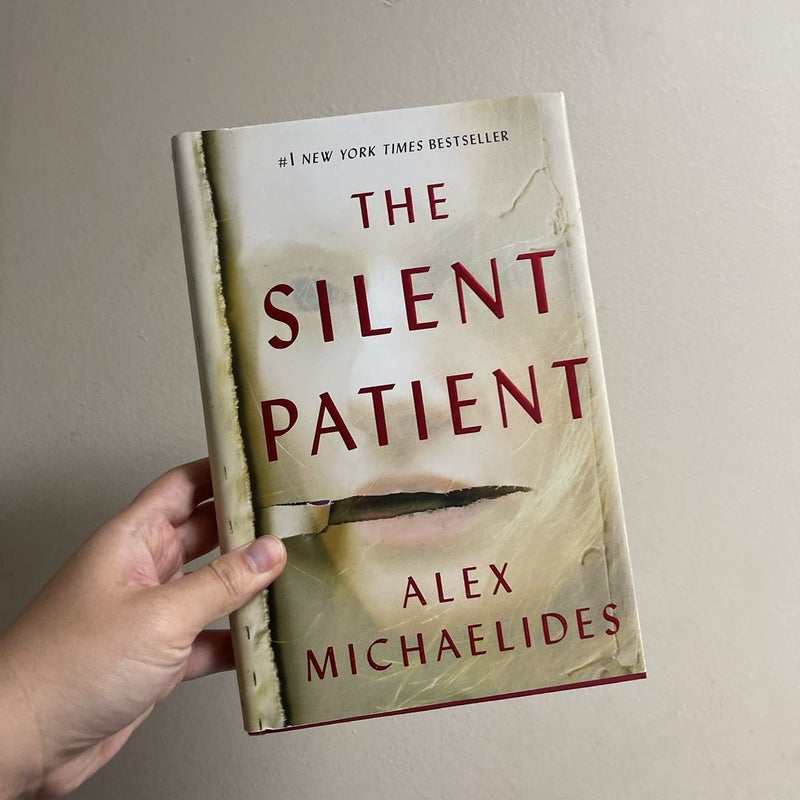 The Silent Patient: Buy The Silent Patient by Michaelides Alex at