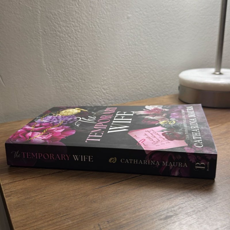 The Temporary Wife (Deluxe Edition)