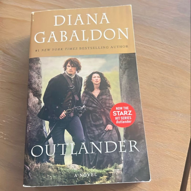 Outlander (Starz Tie-In Edition)