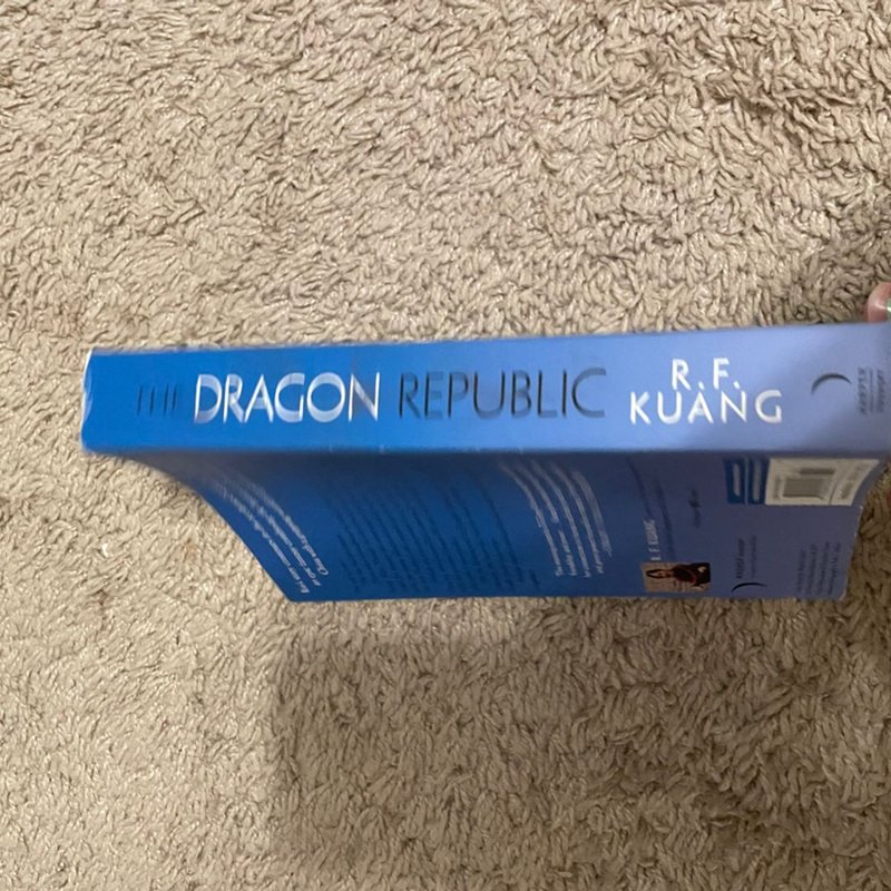 The Dragon Republic by R. F. Kuang, Paperback | Pangobooks