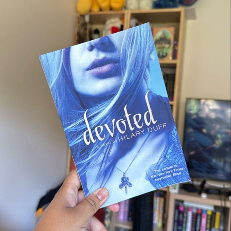 [FIRST EDITION] Devoted