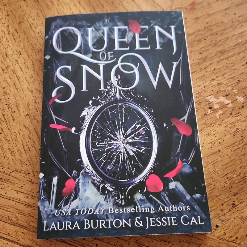 Queen of Snow by Laura Burton Jessie Cal Paperback Pangobooks