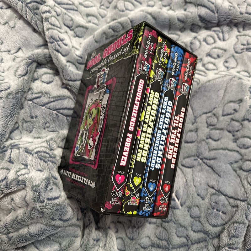 Monster High: the Cool Ghouls Complete Boxed Set