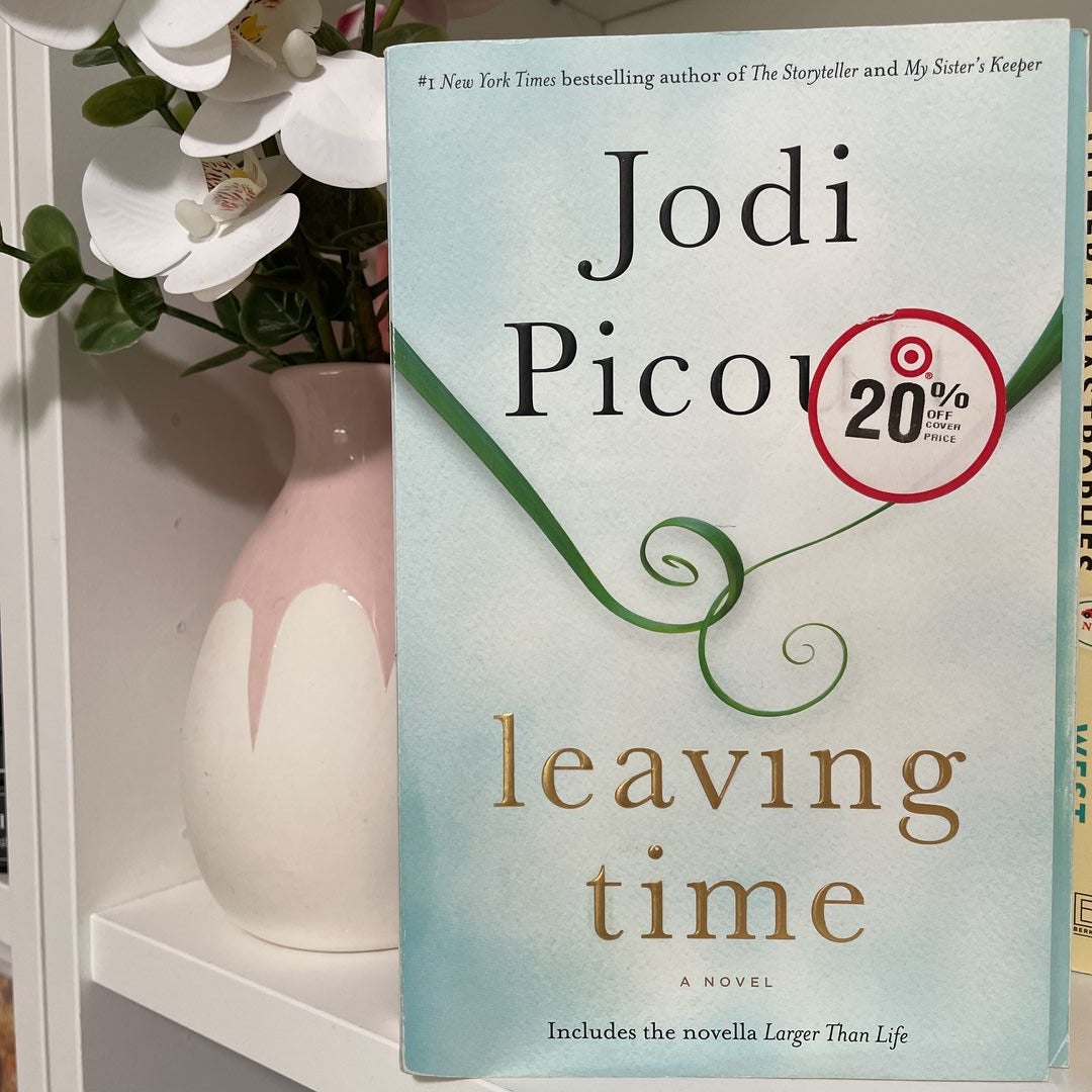 Leaving Time (with Bonus Novella Larger Than Life) by Jodi Picoult, Paperback Pangobooks