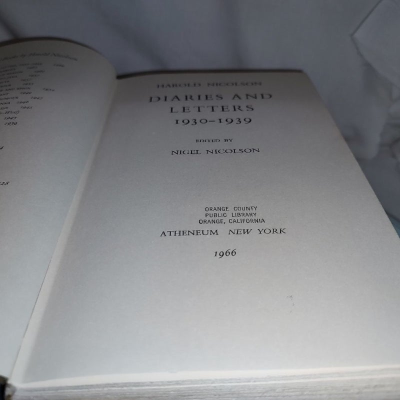 Harold George Nicolson : Diaries and Letters, 1930-1962