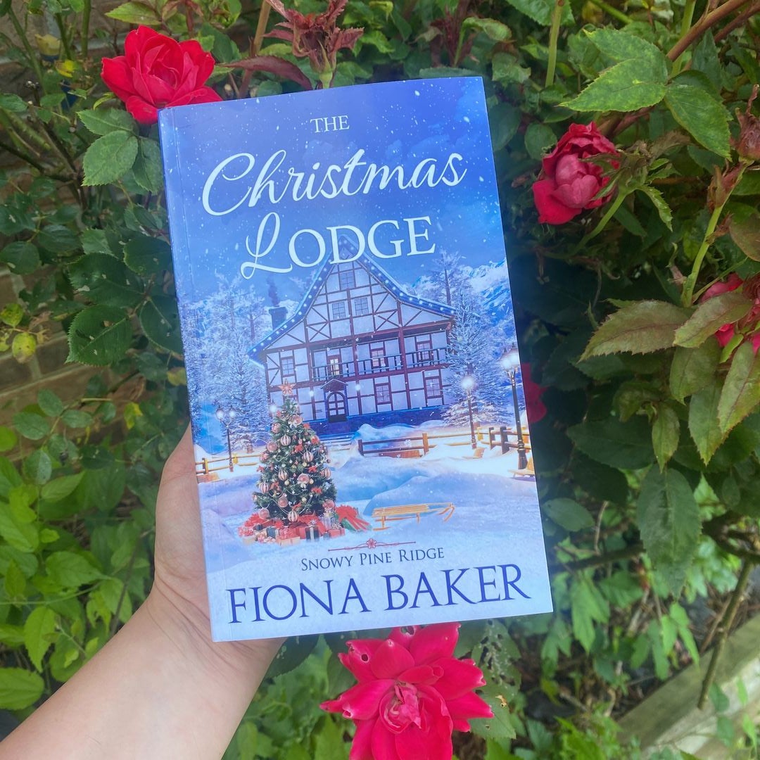 The Christmas Lodge (Snowy Pine Ridge)