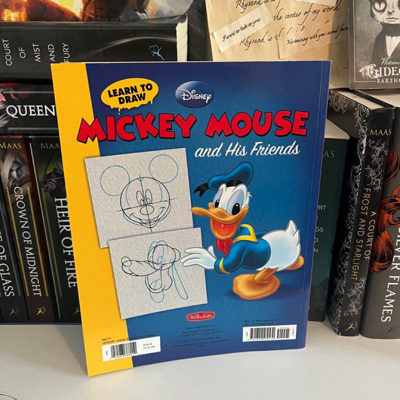 Learn to Draw Disney's Mickey Mouse and His Friends