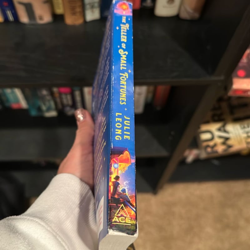 The Teller of Small Fortunes