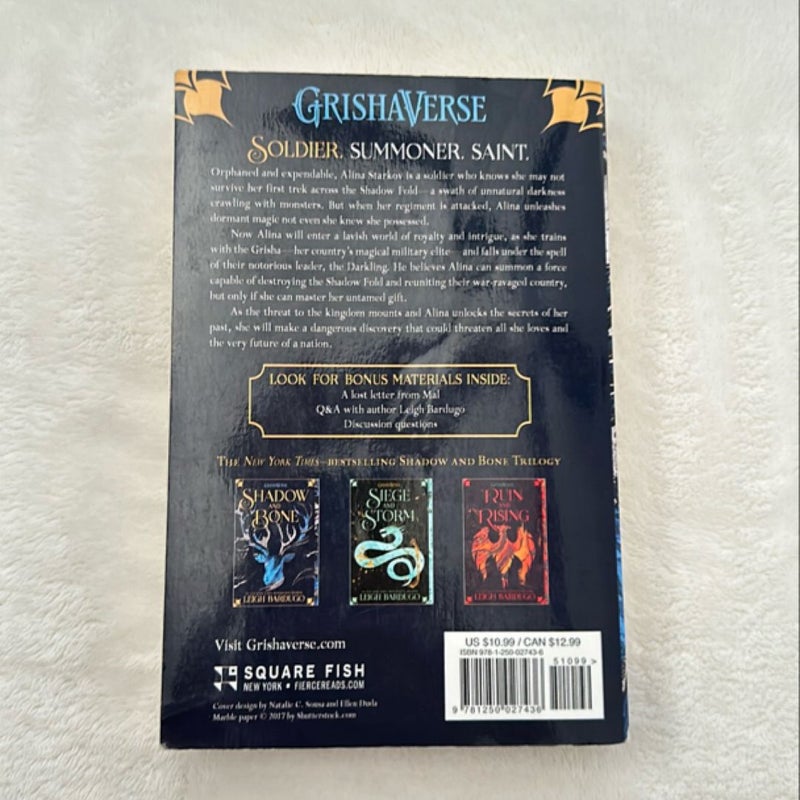 The Shadow and Bone Trilogy Boxed Set
