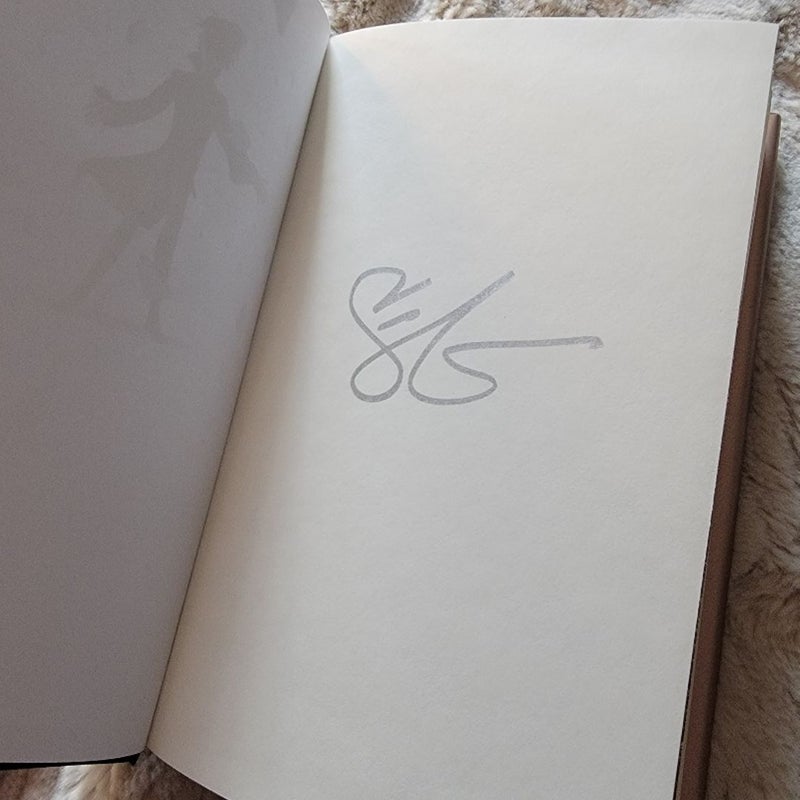 A Gathering of Shadows Barnes & Noble Exclusive Edition
