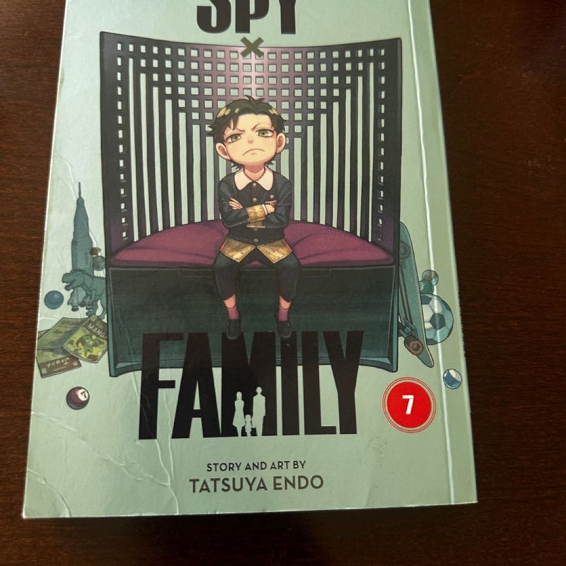 Spy X Family, Vol. 7