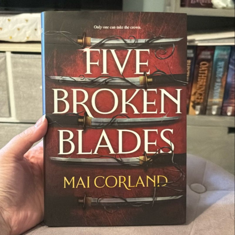 Five Broken Blades (Deluxe Limited Edition)