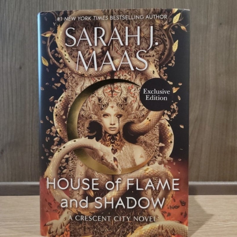 Waterstones Exclusive House of Flame and Shadow