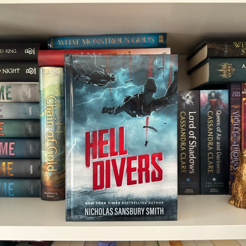 Hell Divers (Large Print)