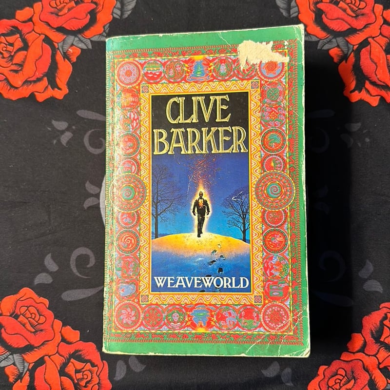 Weaveworld by Clive Barker, Paperback | Pangobooks