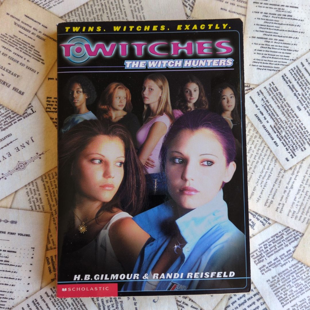 Twitches #8: The Witch Hunters (First Edition)