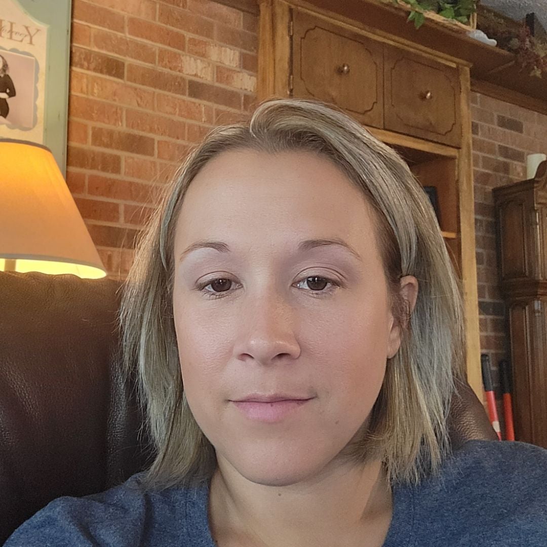 Nicole Hullender