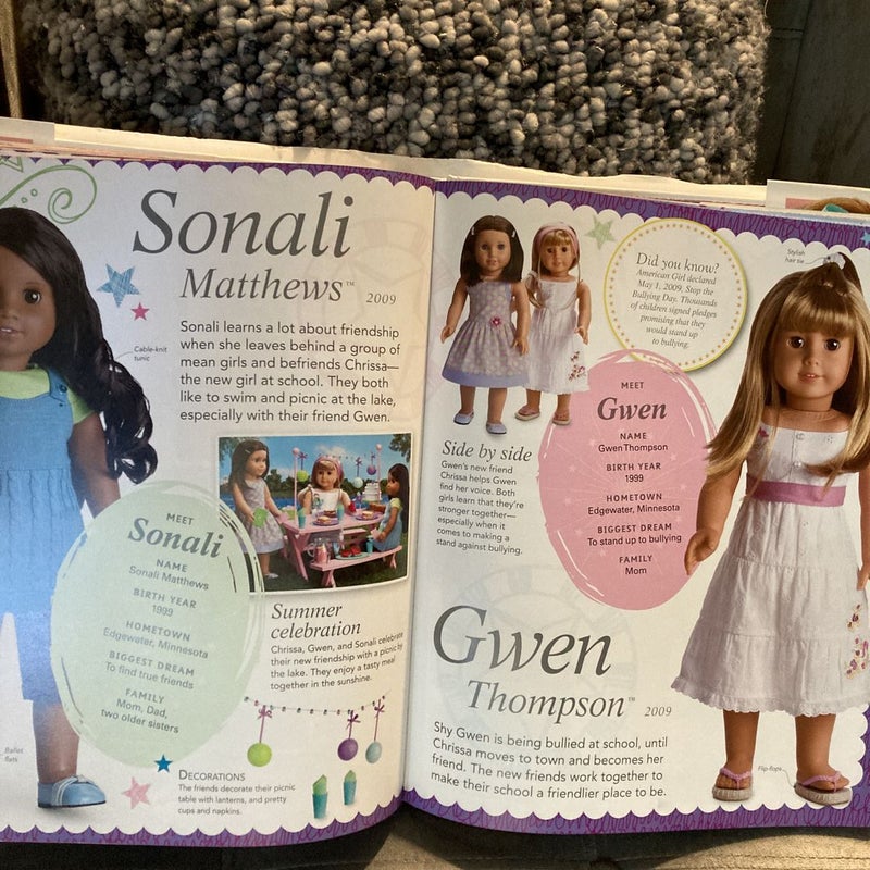 American Girl: Ultimate Visual Guide