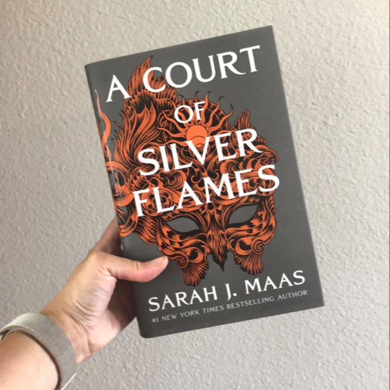 A Court of Silver Flames