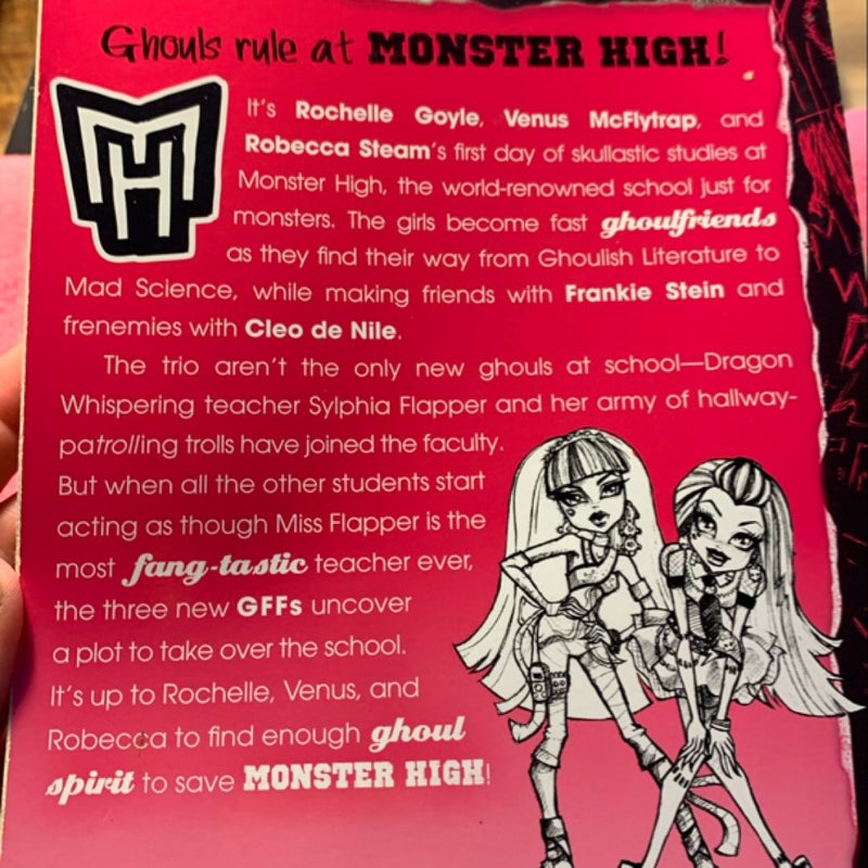 Monster High-Ghoulfriends Forever #1