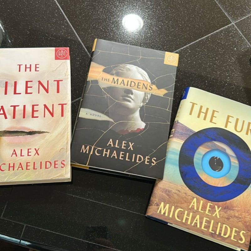 Alex Michaelides Set