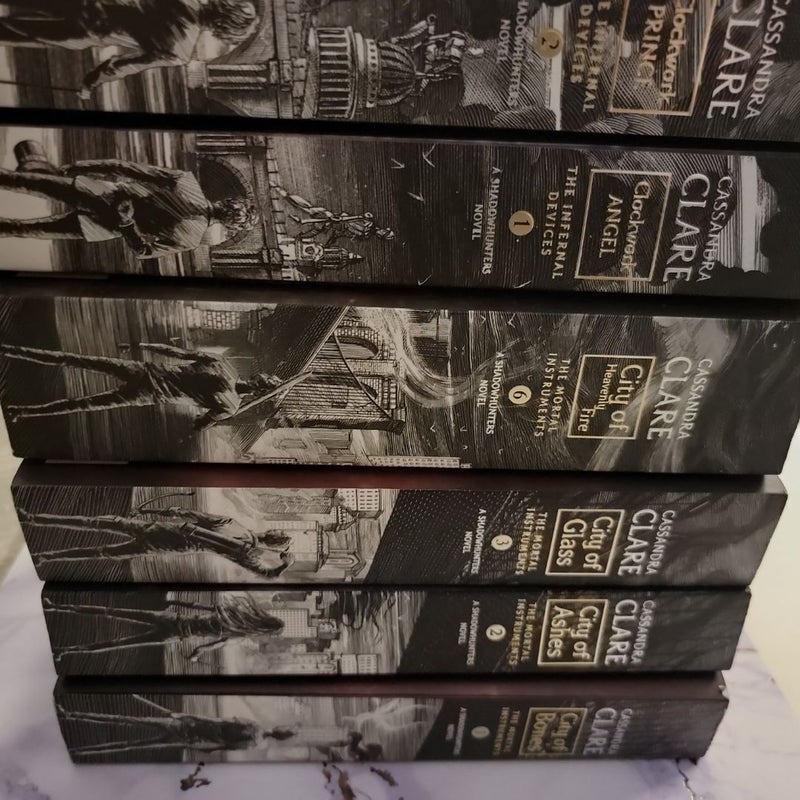 Cassandra Clare collection