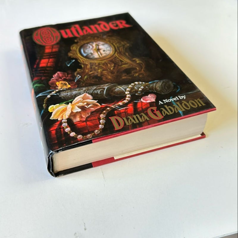 Outlander (1st ed oop Delcorte cover BCE)