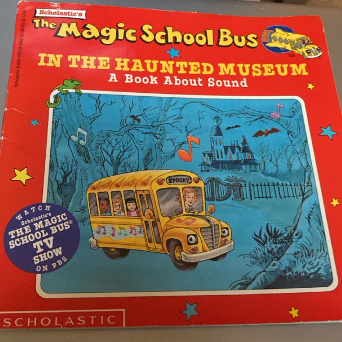 The Magic School Bus in the Haunted Museum by Joanna Cole, Linda Ward ...