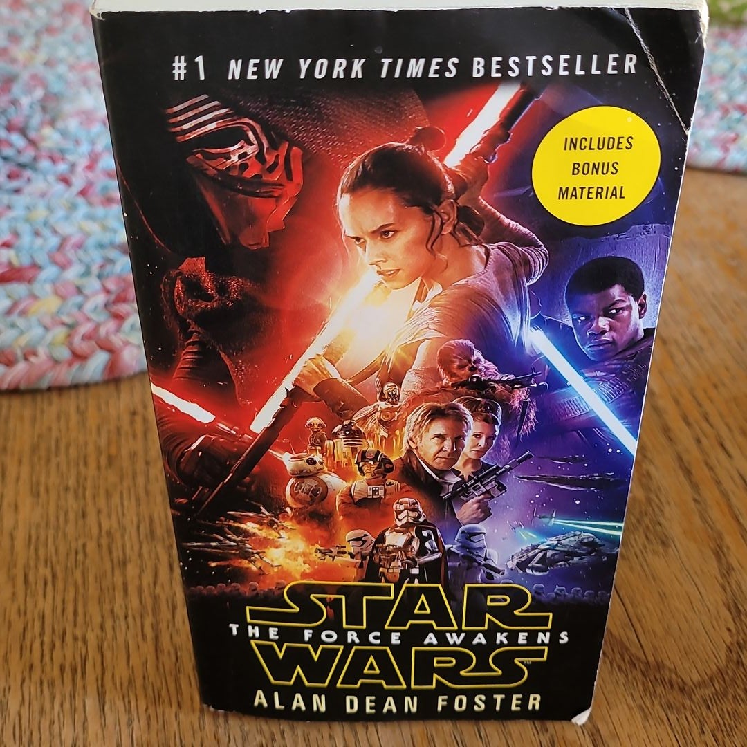 The Force Awakens (Star Wars) by Alan Dean Foster, Paperback | Pangobooks