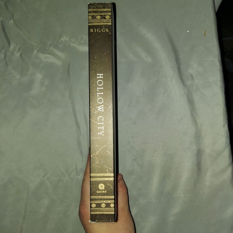 Hollow City