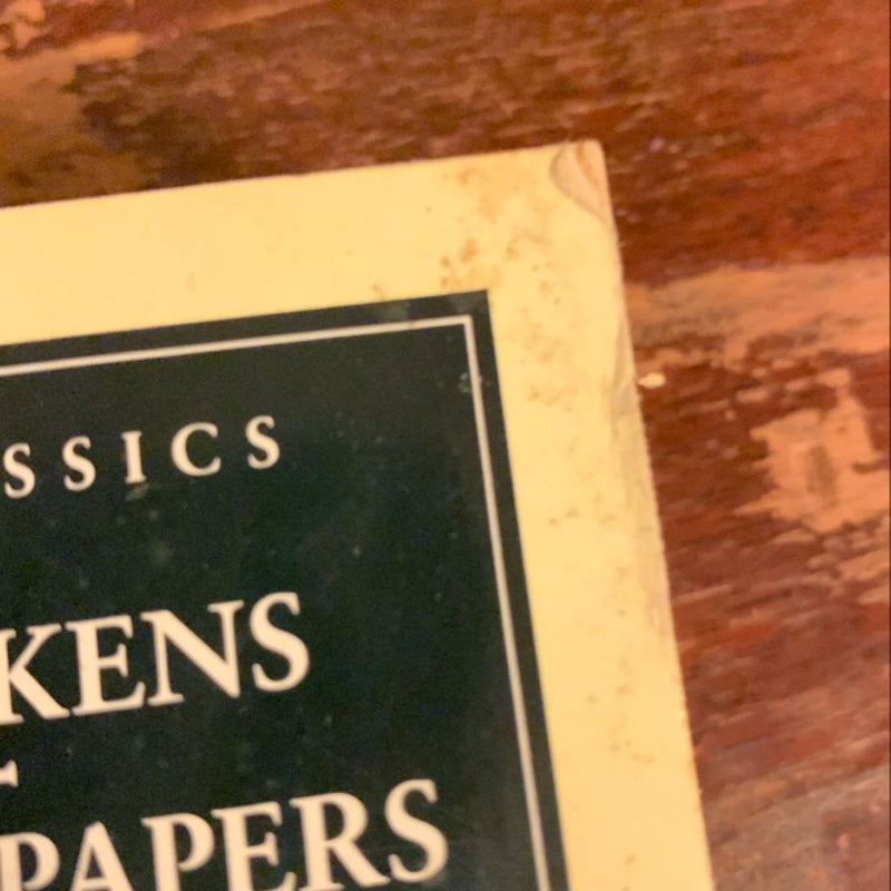 THE PICKWICK PAPERS- Penguin Classic Paperback