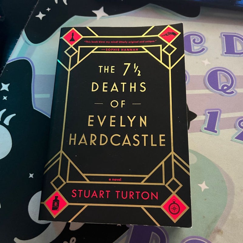 The 7½ Deaths of Evelyn Hardcastle