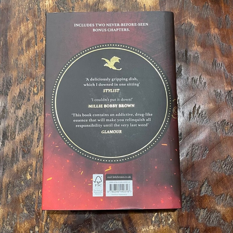 Fourth Wing Holiday Waterstones Exclusive UK edition! 