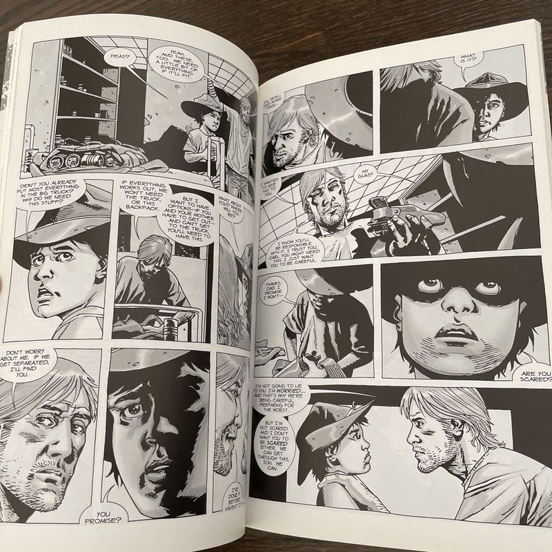 The Walking Dead Made to Suffer, Vol. 8